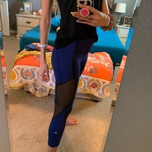 Lululemon Dark Blue Yoga Capri Pants